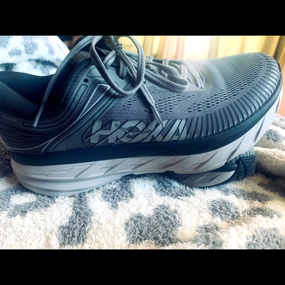 Hoka Bondi 7, size 8 mens or 9 womans